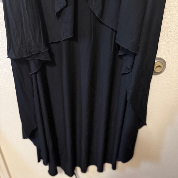 Shawl Dawls Long Convertible Shawl Black OS NWT - Picture 3 of 7